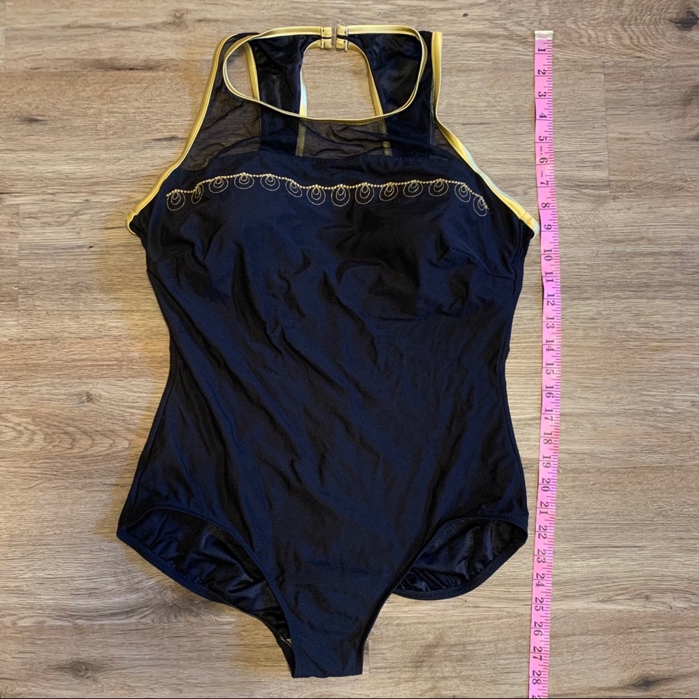 90's Pacific Connections Black/Gold One Piece |20W
